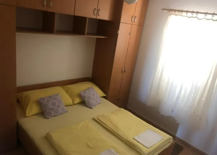 Mirjana Apartment *